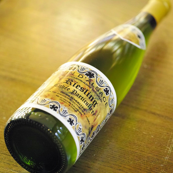 4445 GERARD SCHUELLER ALSACE RIESLING CUVEE PARTICULIERE 2016 750ml